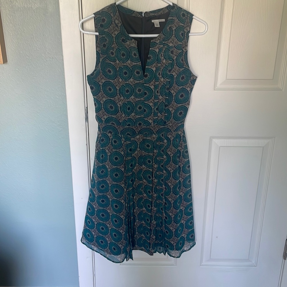 Halogen Size 0 knee length dress.